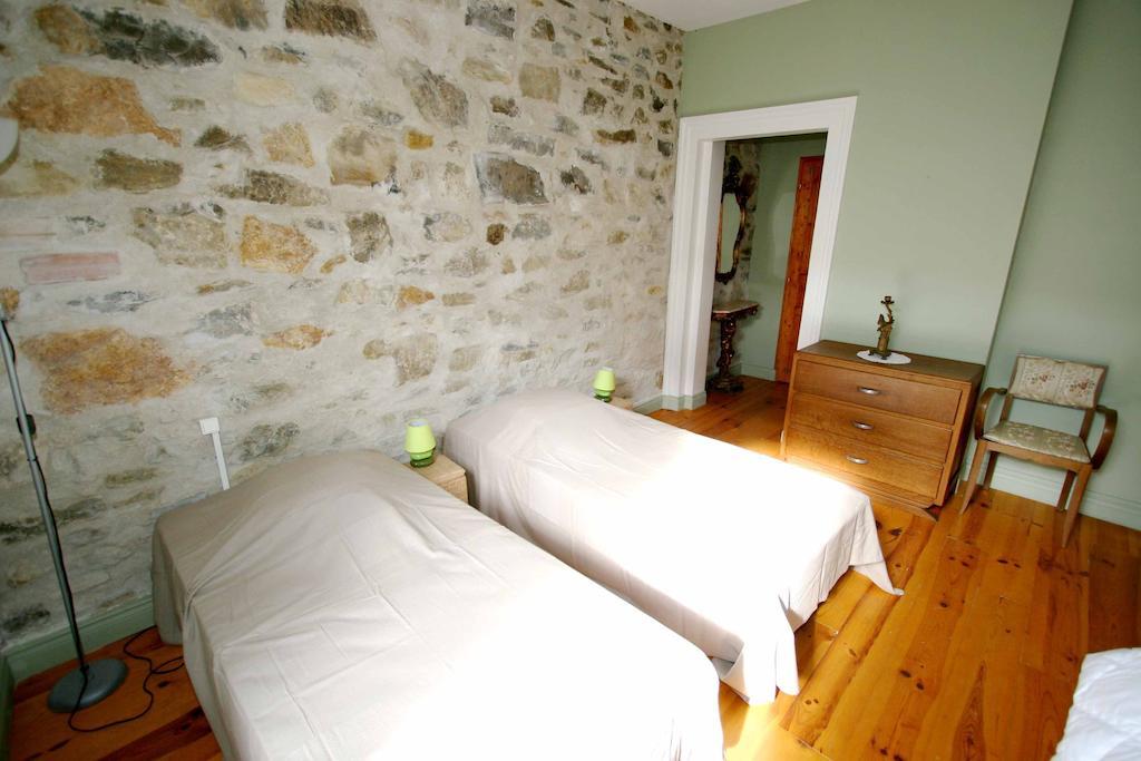 Chambres Cathares Servies-en-Val Rum bild