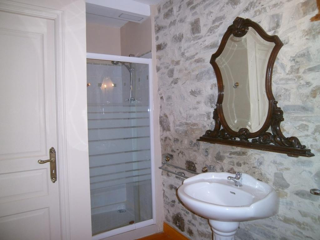Chambres Cathares Servies-en-Val Rum bild